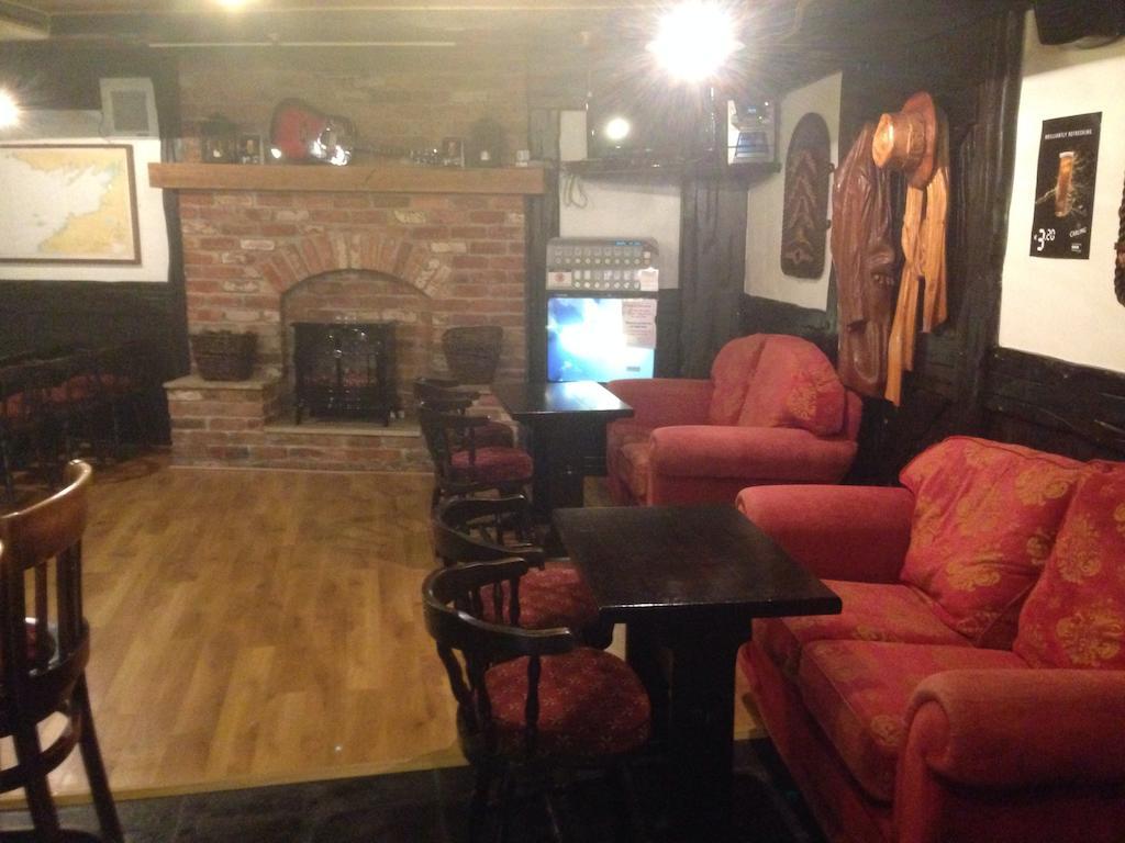 קיליבגס The Fleet Inn Guesthouse & Restaurant מראה חיצוני תמונה